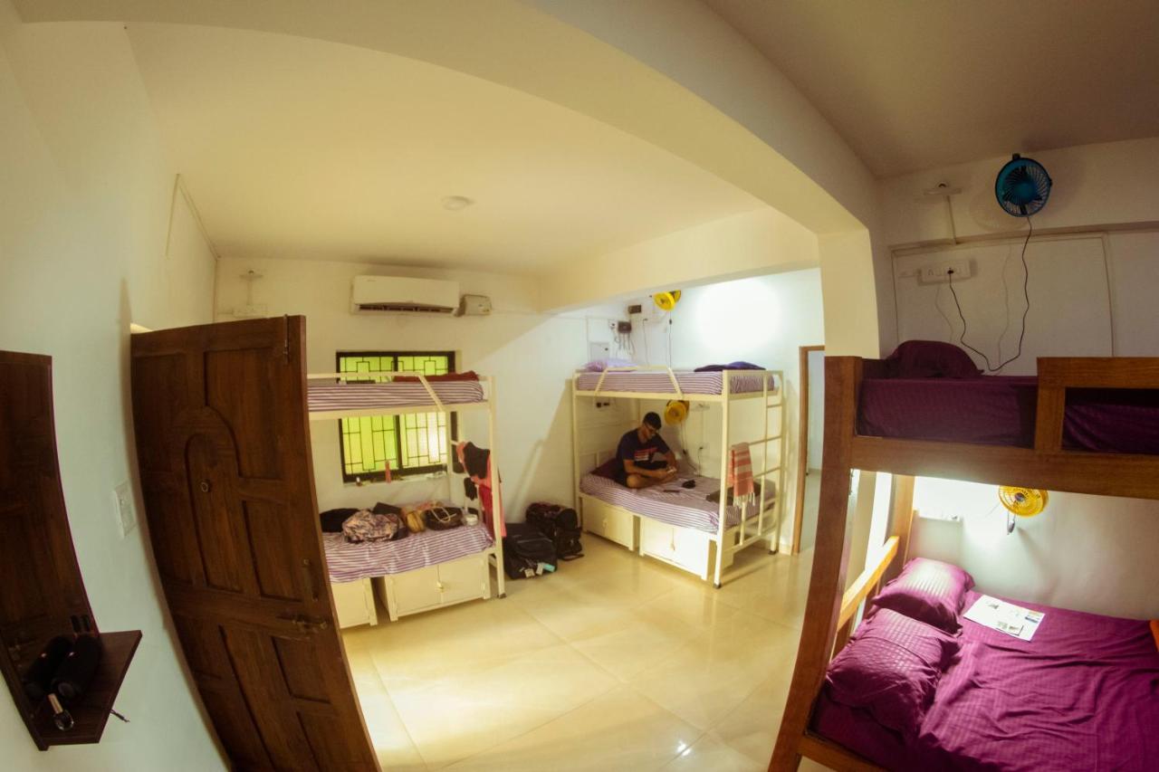 Bonds Hostel Candolim Εξωτερικό φωτογραφία