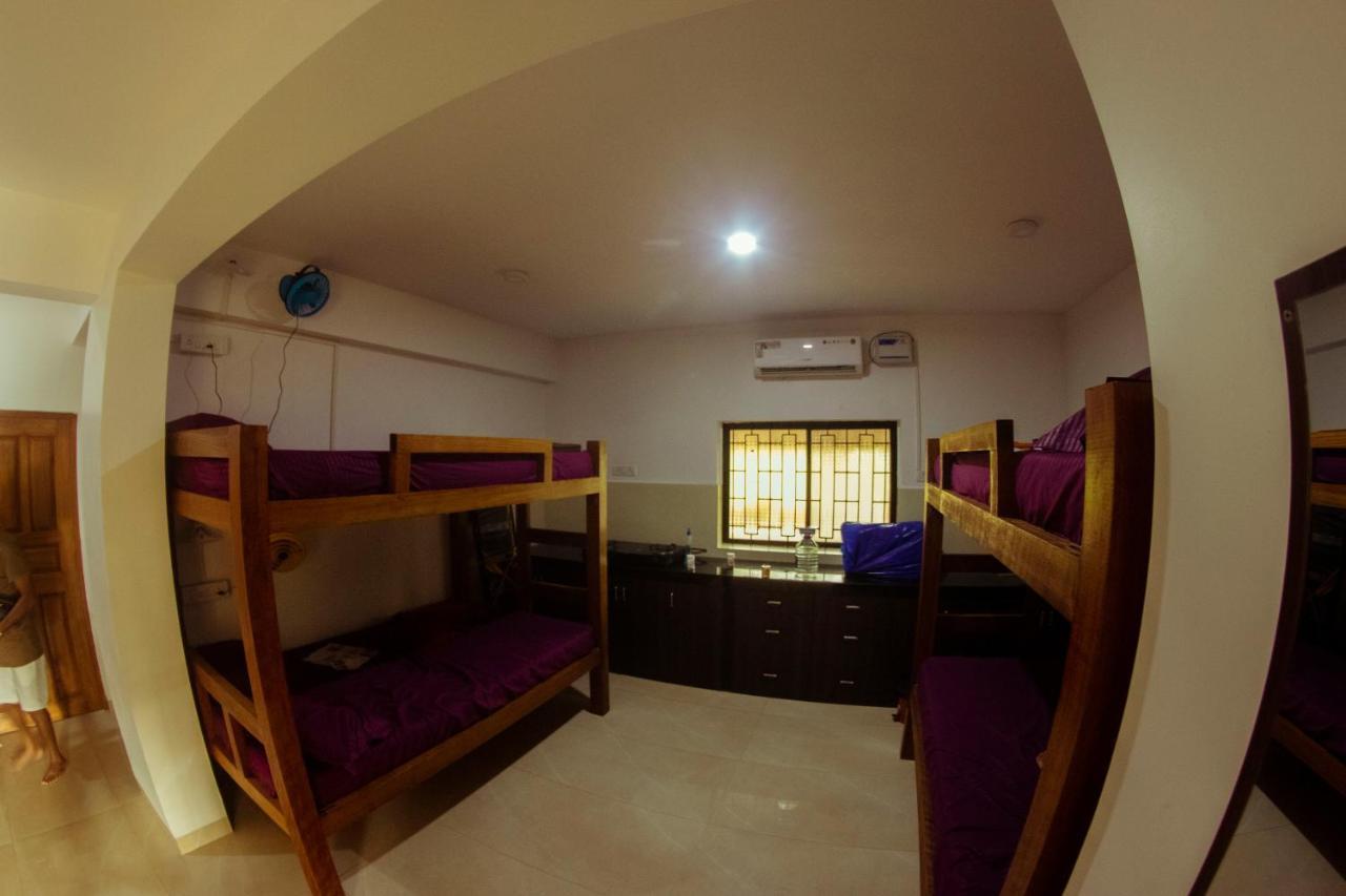 Bonds Hostel Candolim Εξωτερικό φωτογραφία